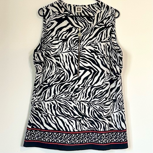 Anne Klein Tops - Anne Klein Black and White Zebra Print Top - Size: Extra Large